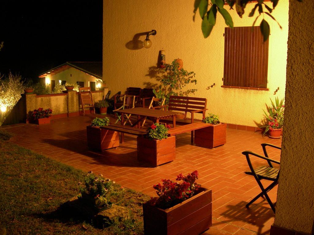 Santa Croce Villa Fossato di Vico Екстериор снимка